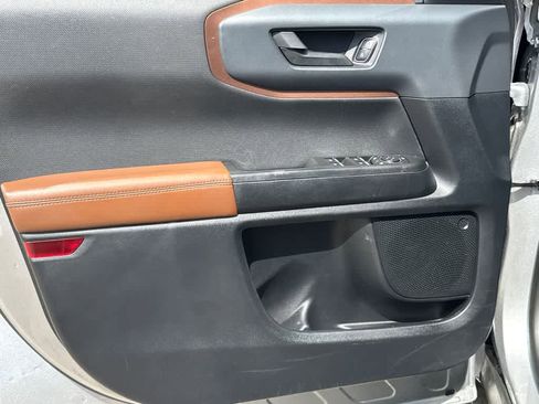 Used 2021 Ford Bronco Sport Outer Banks image 11