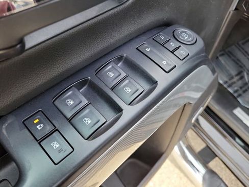 Used 2018 Chevrolet Silverado 1500 LTZ Z71 w/ LTZ Plus Package image 21