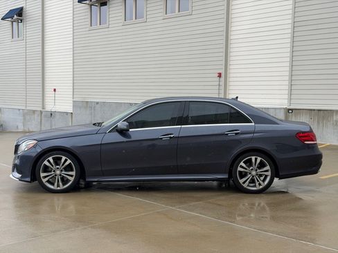 Used 2016 Mercedes-Benz E 350 Sedan w/ Premium Package image 6