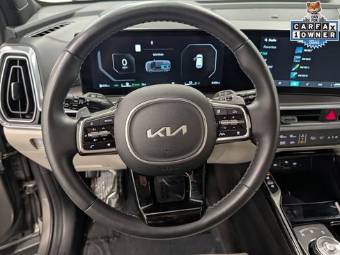 Used 2025 Kia Sorento SX Prestige AWD/4WD image 24