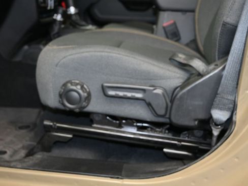 Used 2025 Jeep Wrangler Unlimited Sport AWD/4WD image 21