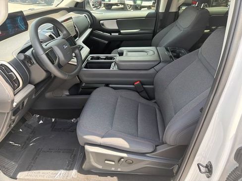 Certified 2025 Ford Expedition Max Active RWD image 11