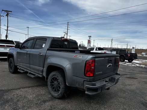 Used 2019 Chevrolet Colorado Z71 image 3
