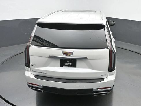Certified 2025 Cadillac Escalade Premium Luxury Platinum AWD/4WD image 42
