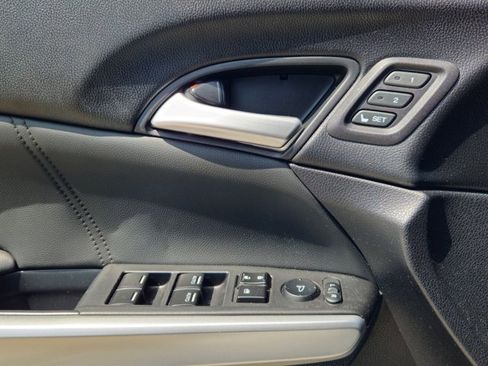 Used 2013 Honda Crosstour EX-L image 6