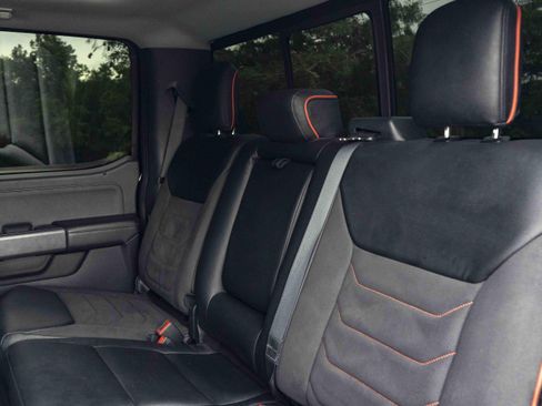 Used 2023 Ford F250 Lariat w/ Lariat Ultimate Package AWD/4WD image 24