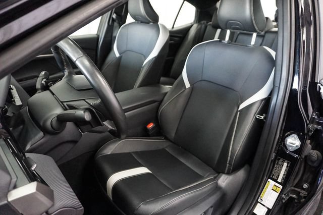 Used 2025 Toyota Camry SE FWD image 11