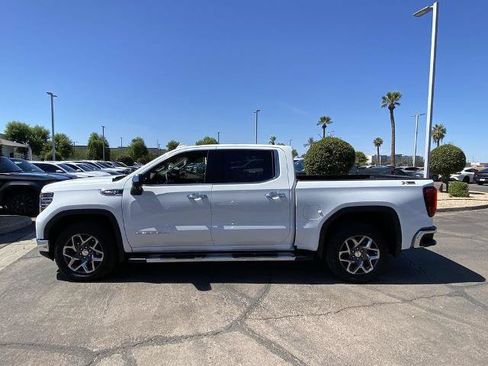 Used 2026 GMC Sierra 1500 SLT w/ SLT Premium Package AWD/4WD image 4