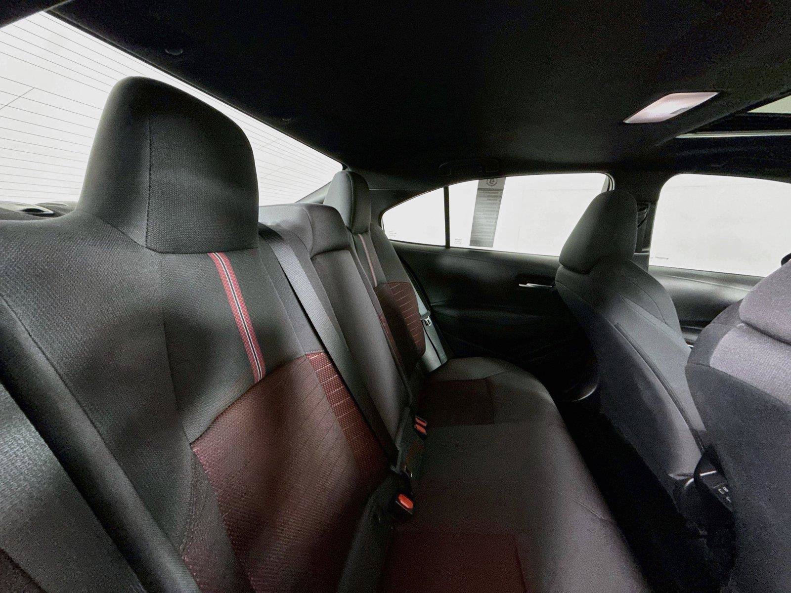 Certified 2025 Toyota Corolla SE w/ SE Premium Package FWD image 39