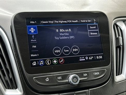 Used 2023 Chevrolet Malibu LT image 19