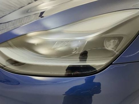 Used 2025 Tesla Model Y Long Range RWD image 40