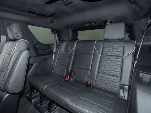 Used 2022 Cadillac Escalade Sport Platinum w/ Heavy-Duty Trailer Package AWD/4WD image 52