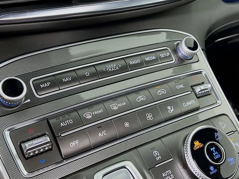 Used 2023 Hyundai Santa Fe Calligraphy image 15