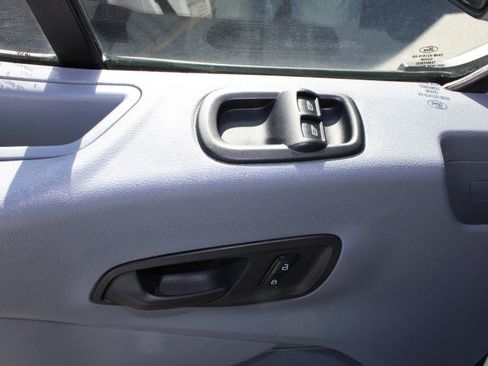 Used 2018 Ford Transit 150 130 Low Roof RWD image 13