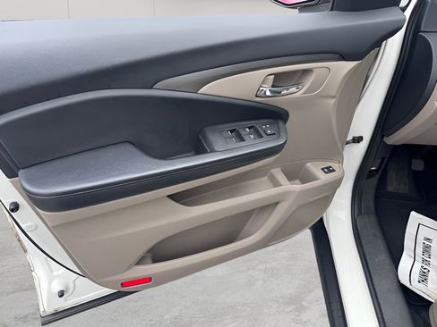 Used 2017 Honda Pilot EX-L image 19