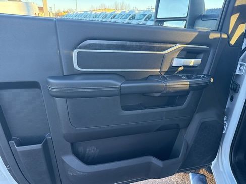 Used 2024 RAM 5500 SLT w/ Quick Order Package 2YG SLT image 16