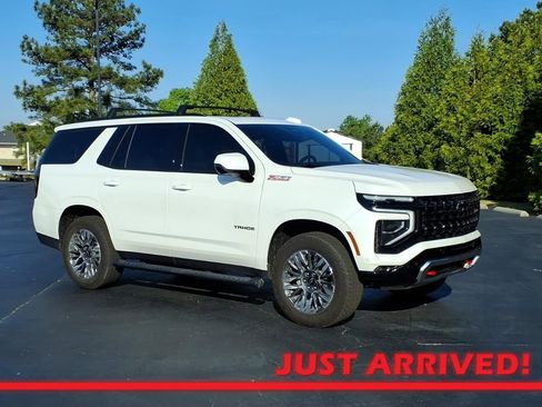 Used 2025 Chevrolet Tahoe Z71 w/ Comfort Package image 1