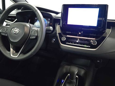 Used 2026 Toyota Corolla SE FWD image 10