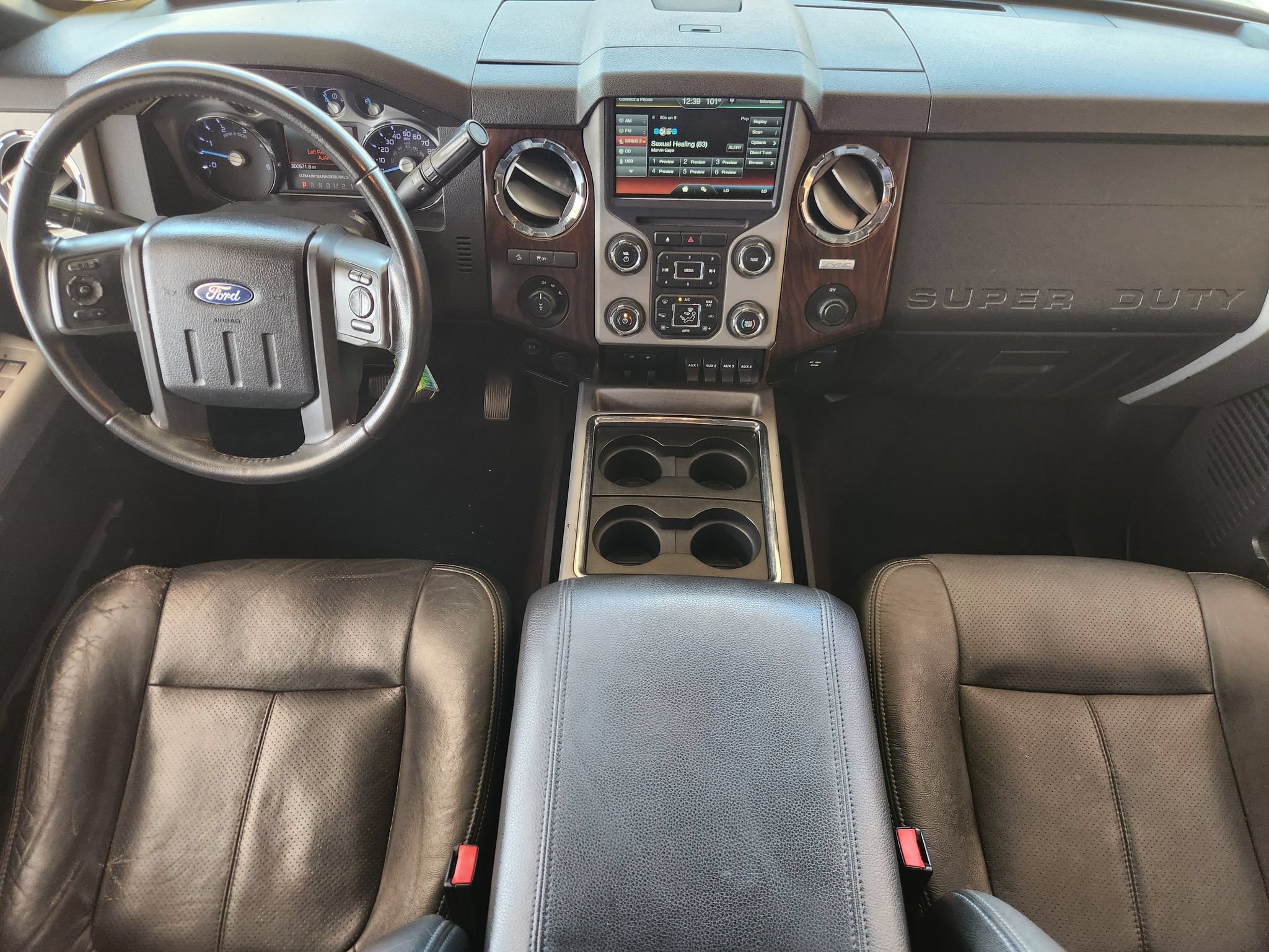 Used 2015 Ford F250 Lariat w/ Lariat Interior Package AWD/4WD image 27