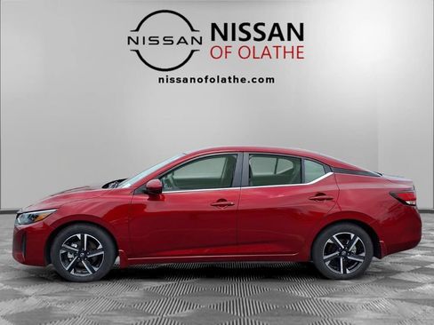 Used 2024 Nissan Sentra SV FWD image 25