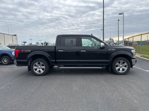 Used 2018 Ford F150 Lariat w/ Equipment Group 502A Luxury AWD/4WD image 4