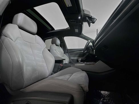 Used 2022 Audi SQ5 Premium Plus w/ Premium Plus Package AWD/4WD image 27