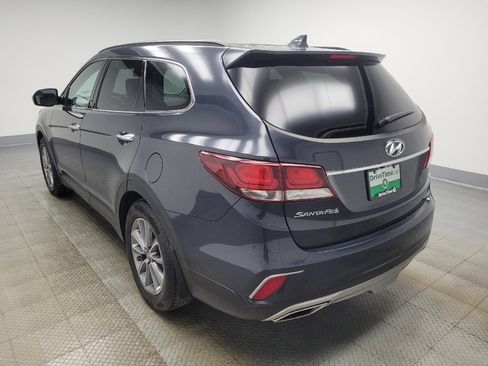 Used 2018 Hyundai Santa Fe SE image 5