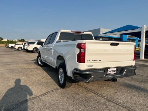 Used 2023 Chevrolet Silverado 1500 LT w/ Convenience Package II RWD image 2