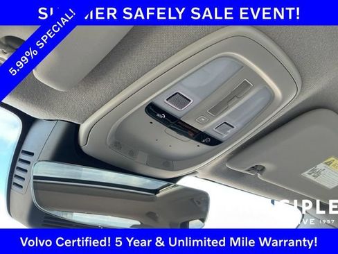 Certified 2024 Volvo XC40 B5 Ultimate w/ Climate Package AWD/4WD image 20