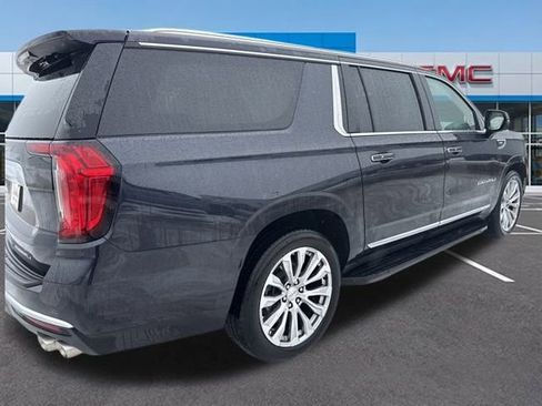 Used 2024 GMC Yukon XL Denali w/ Advanced Technology Package image 6