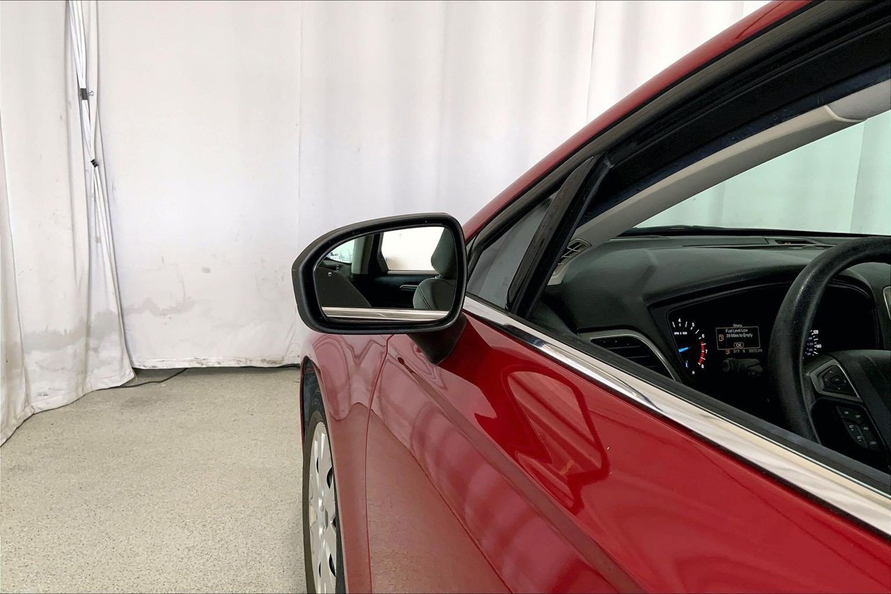 Used 2020 Ford Fusion S FWD image 10