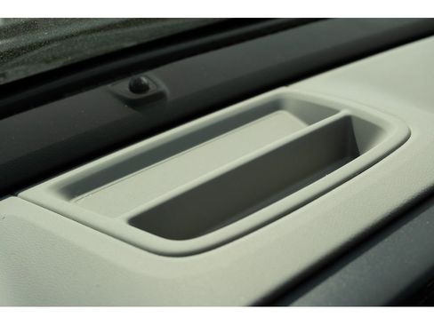 Used 2019 Chevrolet Colorado W/T RWD image 30
