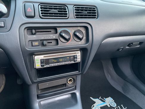 Used 1997 Toyota Paseo Convertible FWD image 38