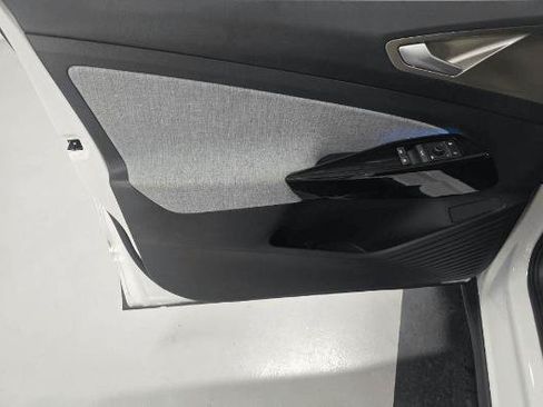 Used 2023 Volkswagen ID.4 Pro RWD image 18