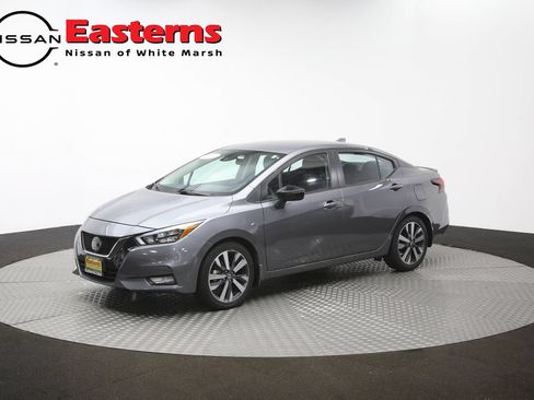 Used 2021 Nissan Versa SR FWD image 55