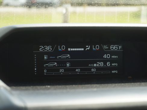 Used 2023 Subaru Forester Limited AWD/4WD image 23