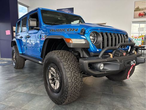 Used 2024 Jeep Wrangler Unlimited Rubicon 392 image 6