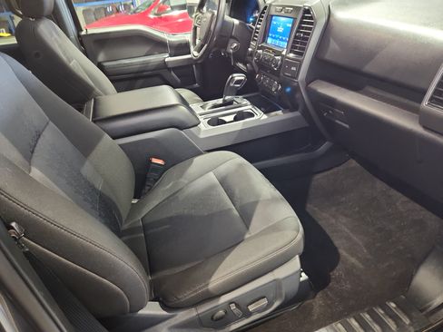 Used 2020 Ford F150 XLT w/ Equipment Group 302A Luxury AWD/4WD image 15