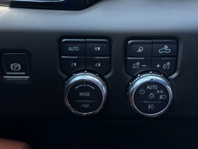 Used 2025 GMC Sierra 2500 Denali Ultimate AWD/4WD image 29