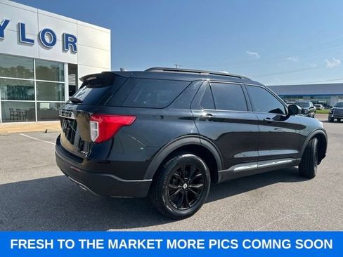 Used 2022 Ford Explorer XLT w/ Equipment Group 202A AWD/4WD image 20