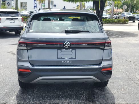 Used 2025 Volkswagen Taos S FWD image 4
