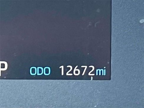 Certified 2024 Toyota Corolla Cross LE image 27