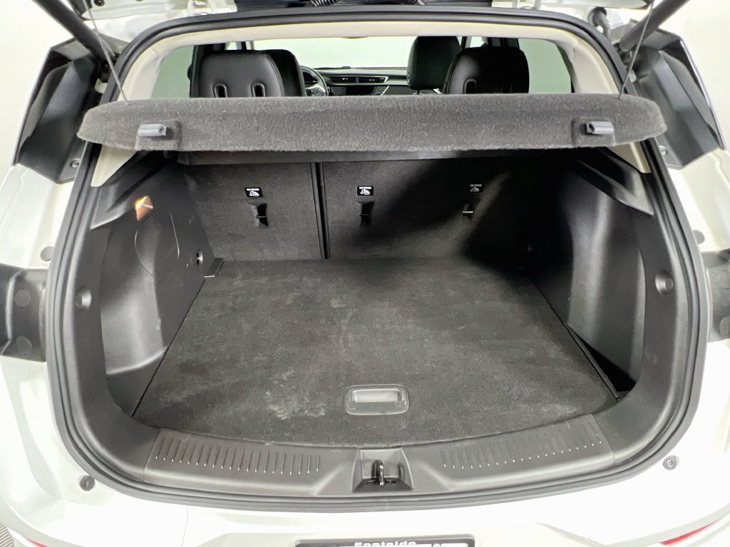 Used 2022 Buick Encore GX Select w/ Sport Touring Package FWD image 24