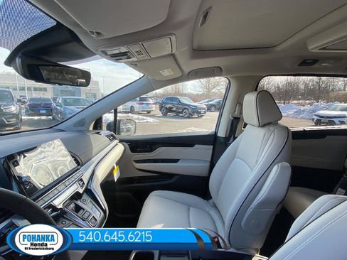 New 2026 Honda Odyssey Touring image 29