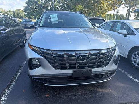 Used 2023 Hyundai Tucson Limited FWD image 2