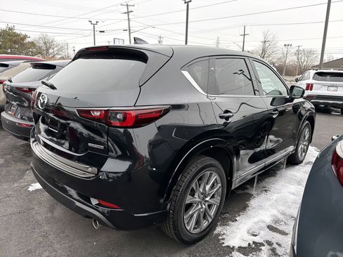 Used 2024 MAZDA CX-5 AWD 2.5 S w/ Premium Package image 5