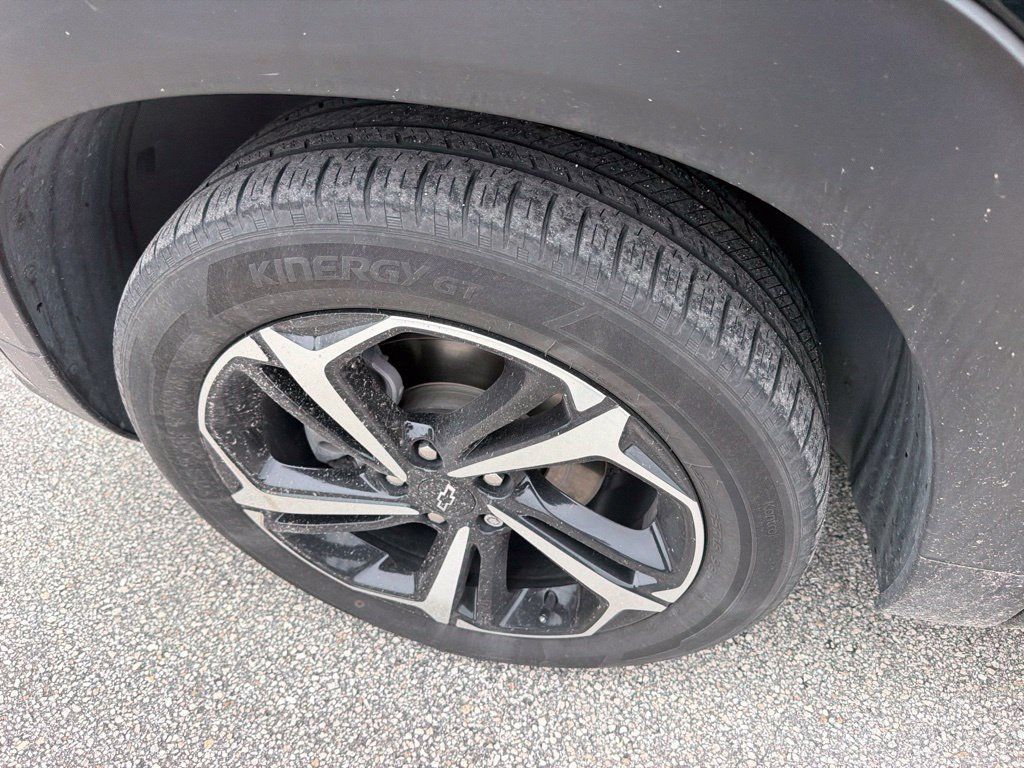 Used 2022 Chevrolet TrailBlazer RS FWD image 11
