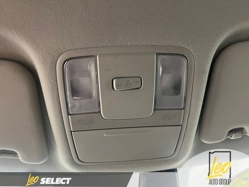 Used 2025 Kia Soul LX FWD image 26