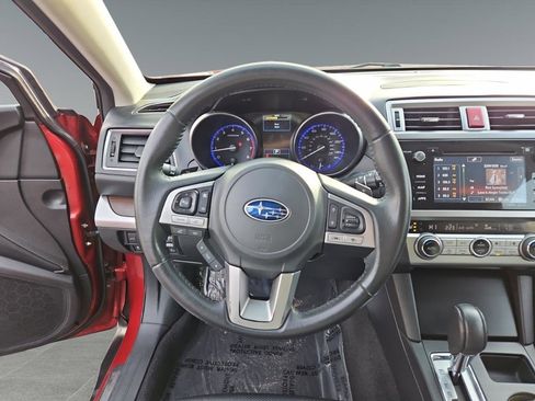 Used 2017 Subaru Outback 2.5i Limited image 12