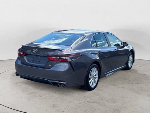 Used 2024 Toyota Camry SE FWD image 5